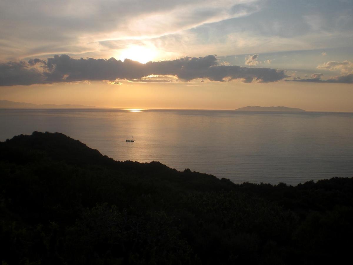 Mare E Natura มาร์เชียนา ภายนอก รูปภาพ